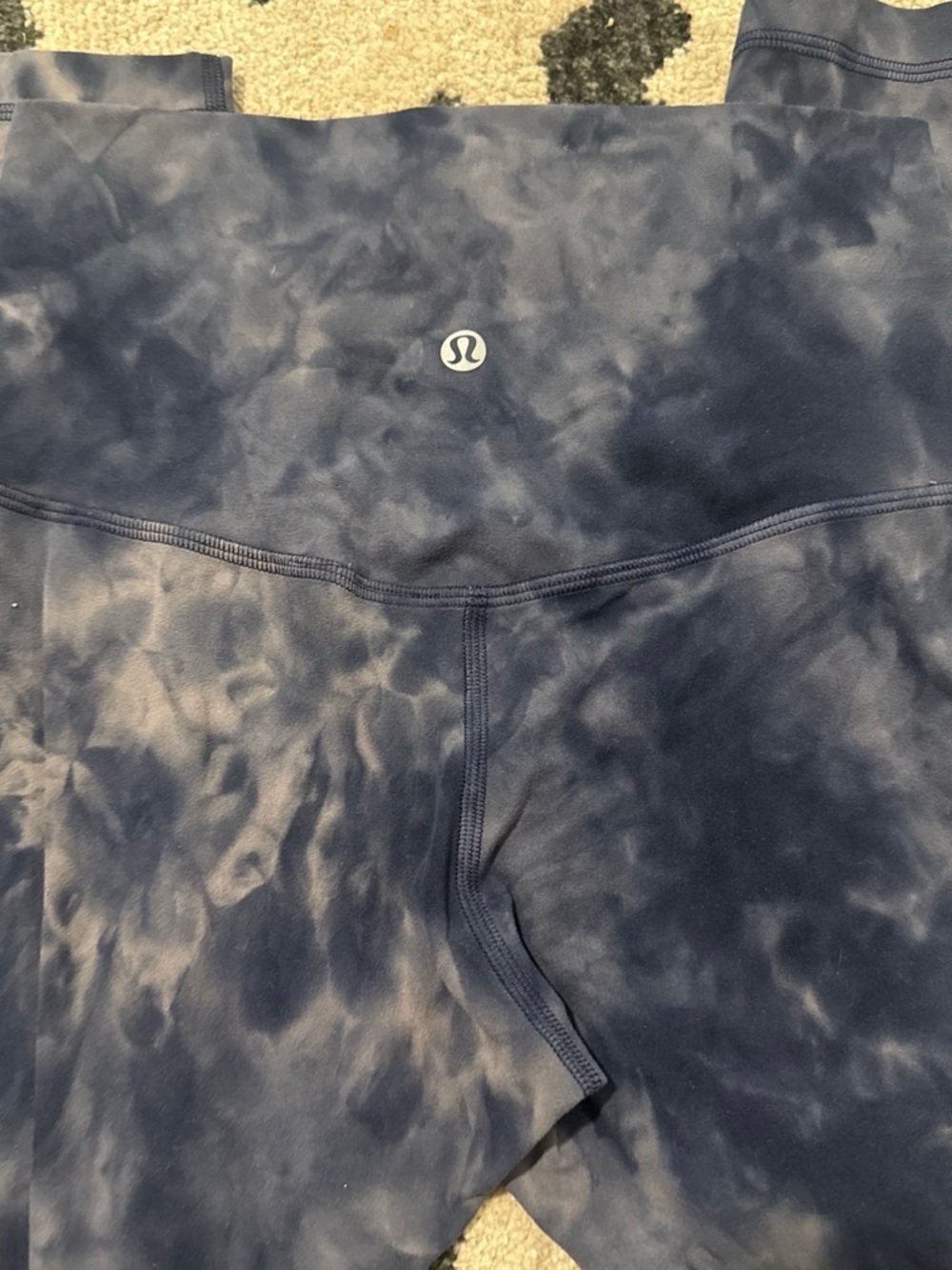 lululemon athletica Men’s Navy Tie-Dye Swim Rash Guard
